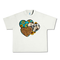 Pistachio cowhide leopard hearts Urban Heavy Tee - OliviaCreatesArt