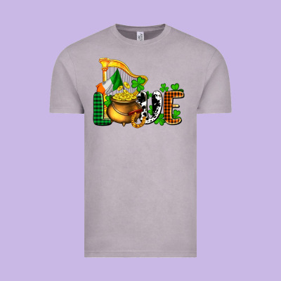 St. Patrick's Love And Golds Vintage Tee Designed By Oliviacreatesart