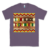 Lavender i am black every month Classic Tee - Artiststas