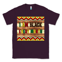 Plum i am black every month Classic Tee - Artiststas