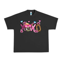 Pigment Black xoxo cow valentine's day Urban Heavy Tee - OliviaCreatesArt