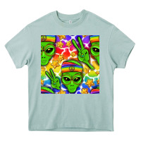 Arona Pride LGBTQ+ aliens and stars with rainbow Heavy Core Tee - NancyCooperArtShop