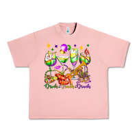 Salmon drink drank drunk mardi gras wine glasses olivia Urban Heavy Tee - OliviaCreatesArt