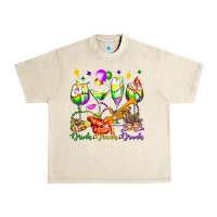 Sandshell drink drank drunk mardi gras wine glasses olivia Urban Heavy Tee - OliviaCreatesArt