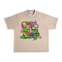 French Oak louisiana map alligator mardi gras olivia Urban Heavy Tee - OliviaCreatesArt