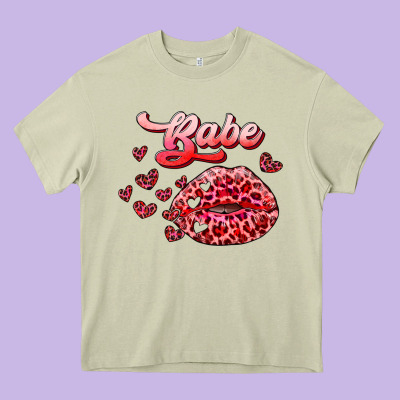 Babe With Kiss Heavy Core Tee Designed By Ranaportraitstore