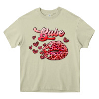Mossy babe with kiss Heavy Core Tee - RanaPortraitStore