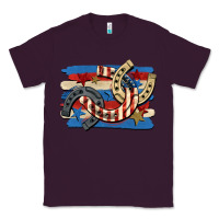 Plum 4th of july horseshoe Classic Tee - CowGirlArtShop
