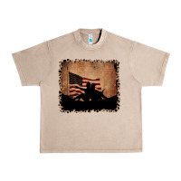 French Oak America Western Cowboy and Cowgirl Leopard Frame Urban Heavy Tee - CowCowDesign