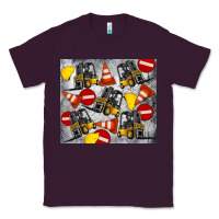 Plum forklift tumbler Classic Tee - Artiststas