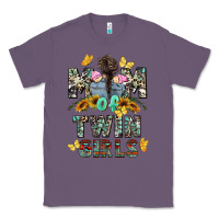 Lavender mom of twin girls mother's day Classic Tee - CowGirlArtShop
