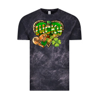 Cloud Black Lucky heart St. Patrick's Day Vintage Tee - CowGirlArtShop