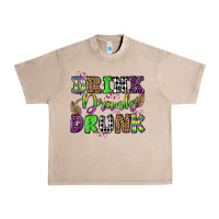 French Oak drink drank drunk mardi gras olivia Urban Heavy Tee - OliviaCreatesArt
