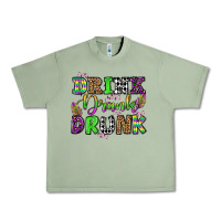 Oil Green drink drank drunk mardi gras olivia Urban Heavy Tee - OliviaCreatesArt