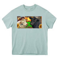 Arona Charolais Bull And Black Angus Bull With Farm Heavy Core Tee - RanaPortraitStore