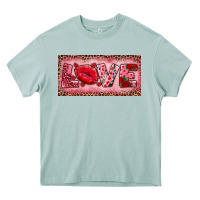 Arona Pink Love Kiss Valentine's Day Heavy Core Tee - RanaPortraitStore