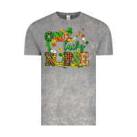 Cloud Rock St. Patricks Day one lucky nurse Vintage Tee - HowdyJamesFarm