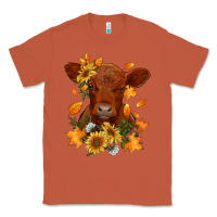 Copper fall red angus calf dried leaves and sunflowers Classic Tee - RanaPortraitStore