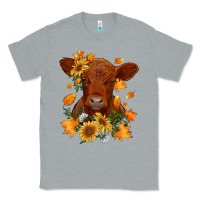 Heather Grey fall red angus calf dried leaves and sunflowers Classic Tee - RanaPortraitStore