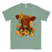 Sage fall red angus calf dried leaves and sunflowers Classic Tee - RanaPortraitStore