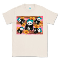 Natural Baby panda flowers Classic Tee - Artiststas