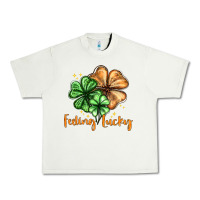 Pistachio Feeling lucky with clover Urban Heavy Tee - HowdyJamesFarm