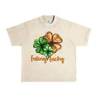 Sandshell Feeling lucky with clover Urban Heavy Tee - HowdyJamesFarm