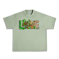 Oil Green St. Patrick's Love luck with clover Urban Heavy Tee - HowdyJamesFarm
