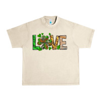 St. Patrick's Love Luck With Clover Urban Heavy Tee | Teevron