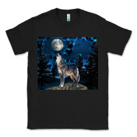 Black wolf howling at the moon Classic Tee - TumblerDesignByShophia