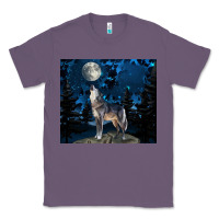 Lavender wolf howling at the moon Classic Tee - TumblerDesignByShophia