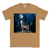 Toasted Coconut wolf howling at the moon Classic Tee - TumblerDesignByShophia