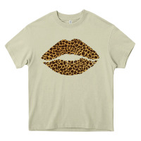 Mossy leopard lips Heavy Core Tee - Bettercallsaul