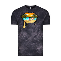 Cloud Black beach lips Vintage Tee - Jasminsmagicworld