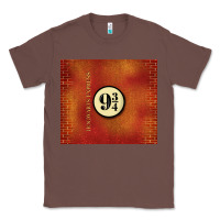 Chestnut magical train station Classic Tee - TumblerDesignByShophia