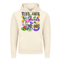 Vintage Artic this girl needs a drink Vintage Hoodie - OliviaCreatesArt