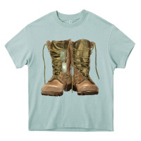 Arona soldier boots Heavy Core Tee - RanaPortraitStore