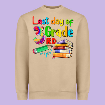 Last Day Of Third Grade Heavyweight Sweatshirt Designed By Artiststas