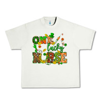 Pistachio St. Patricks Day one lucky nurse Urban Heavy Tee - HowdyJamesFarm