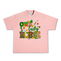 Salmon St. Patricks Day one lucky nurse Urban Heavy Tee - HowdyJamesFarm