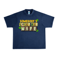 Navy St. Patrick's Somebody's lucky ass wife Urban Heavy Tee - CowGirlArtShop