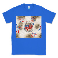 True Royal usa land of the free because of the brave Classic Tee - TumblerDesignByShophia