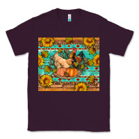 Plum Fall coop animals pumpkin Classic Tee - Artiststas