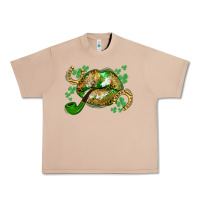Burro St. Patrick's Day lips Urban Heavy Tee - CowGirlArtShop