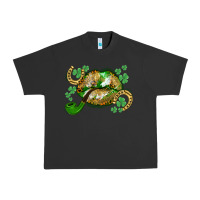 Pigment Black St. Patrick's Day lips Urban Heavy Tee - CowGirlArtShop