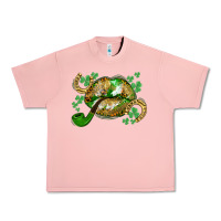 Salmon St. Patrick's Day lips Urban Heavy Tee - CowGirlArtShop
