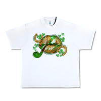 White St. Patrick's Day lips Urban Heavy Tee - CowGirlArtShop