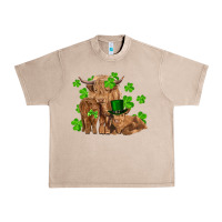 French Oak st patricks day cow family Urban Heavy Tee - RanaPortraitStore