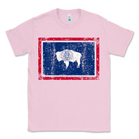 Bubblegum Pink State of Wyoming Flag Fun Vintage Retro Fall Hiking Classic Tee - longCreatives