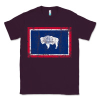 Plum State of Wyoming Flag Fun Vintage Retro Fall Hiking Classic Tee - longCreatives